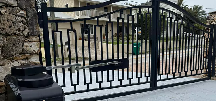 Swing Gate Opener with Keypad Schaumburg