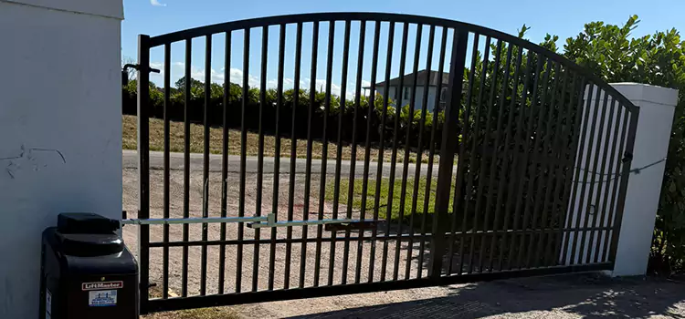 Driveway Fence Repair Schaumburg